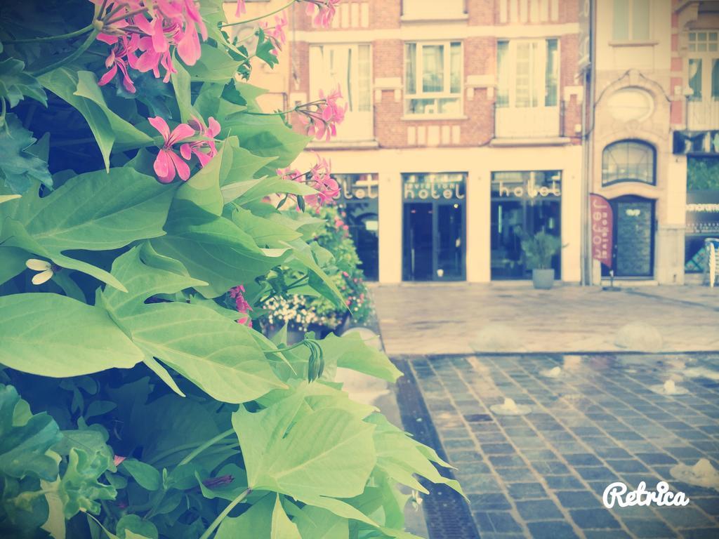 Es Hostel Saint-Gilles Luaran gambar